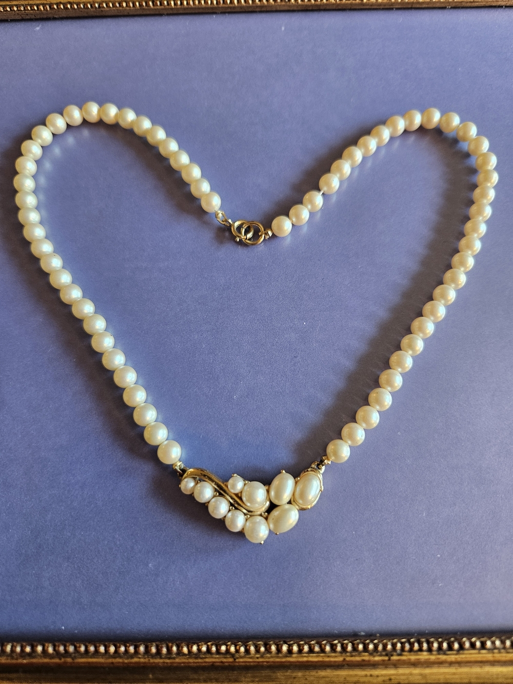 Vintage Trifari Faux Pearl Necklace with Gold Accent - Cream Pearls